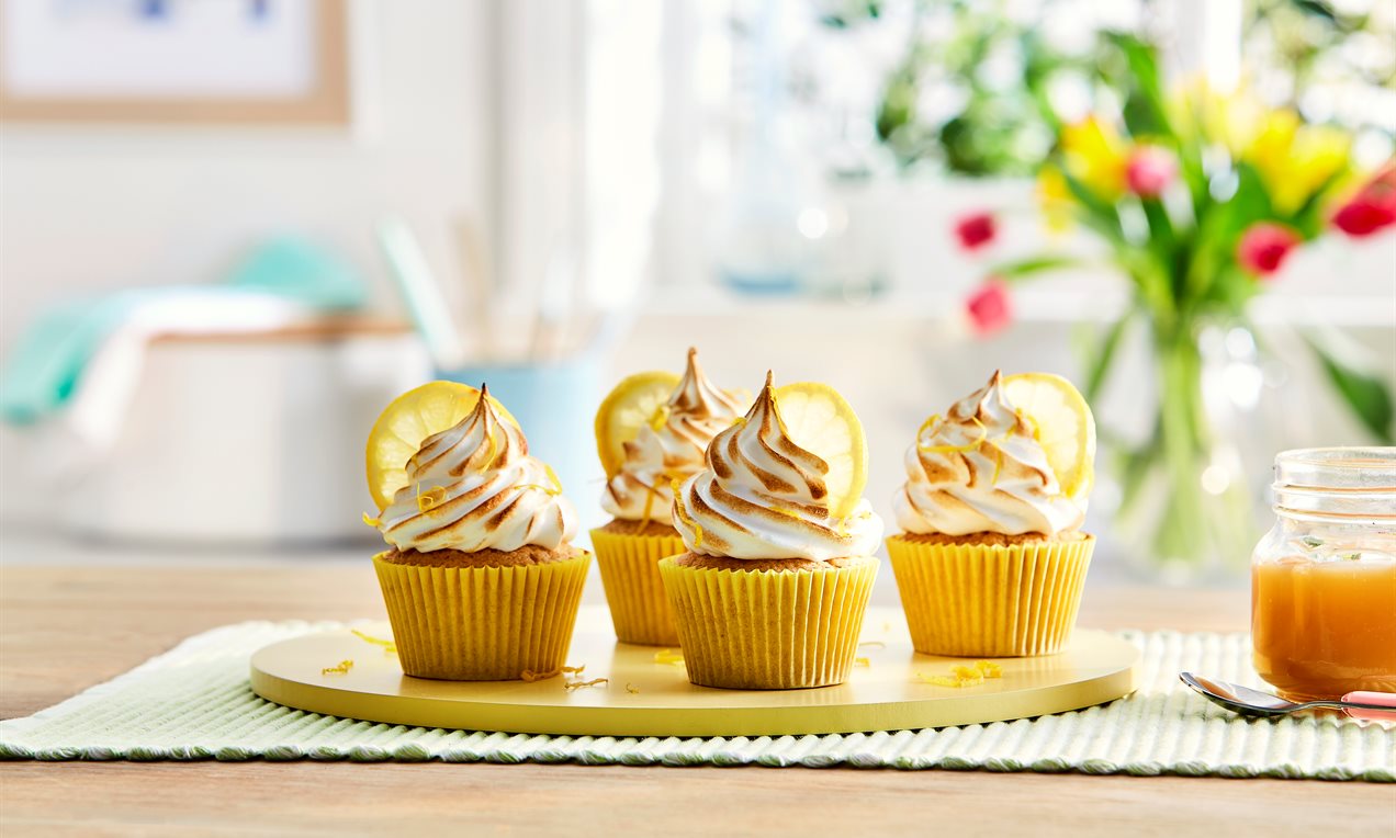 Lemon Meringue Cupcakes Recipe | Dr. Oetker