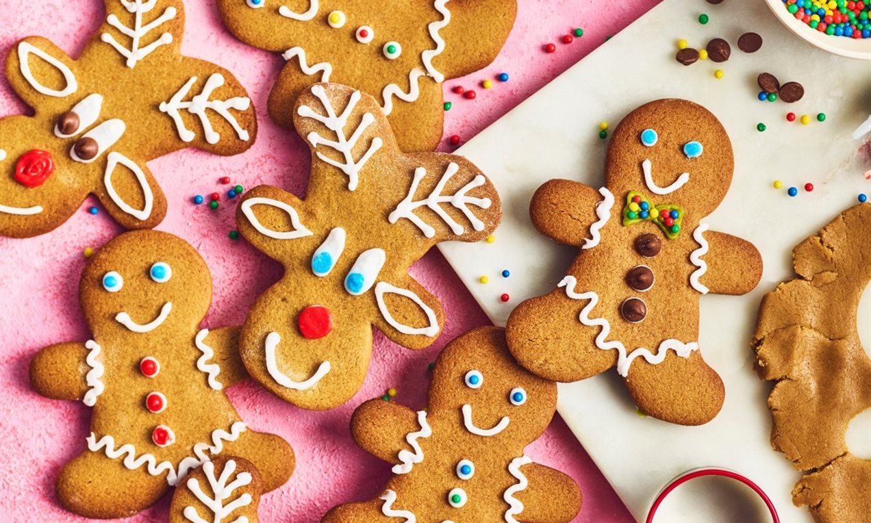 Gingerbread Cookie Cut-Outs Recipe | Dr. Oetker