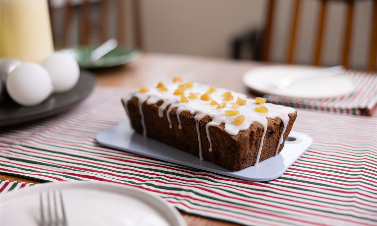 Chocolate Chip Fruit Cake Recipe | Dr. Oetker