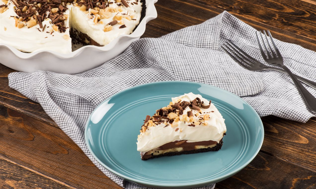Chocolate Peanut Butter Pie Recipe | Dr. Oetker