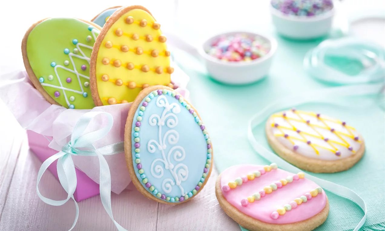Colourful Easter Cookies Recipe | Dr. Oetker